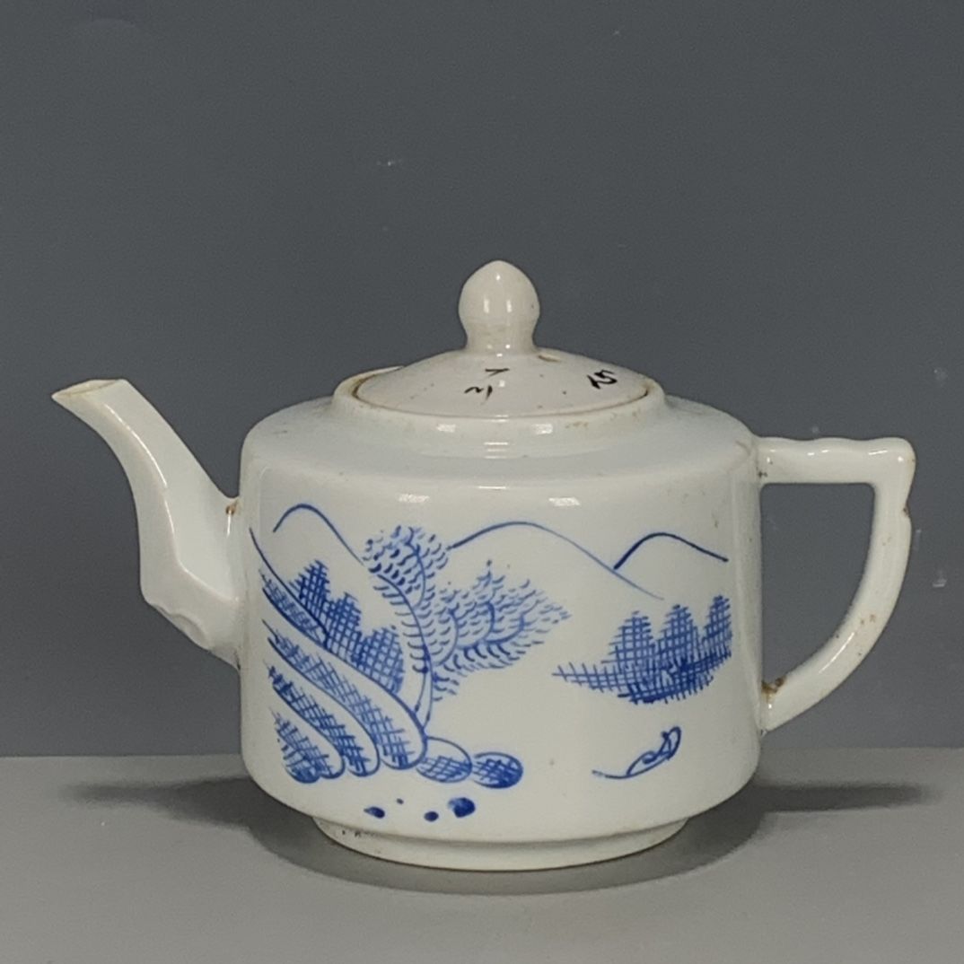 Vintage Collectible Pottery - Чайник из сине-белого фарфора ручной росписи